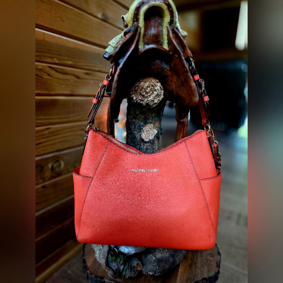 Michael Kors Leather Shoulder Hobo Bag Coral - Picture 6 of 16